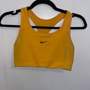 EUC Nike dry fit sports bra